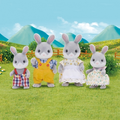 Sylvanian Families Cottontail Rabbit Family